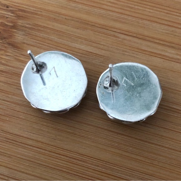 $58  Southwest Native American Signed Estate Stud Earrings  Sterling Silver - Picture 8 of 8